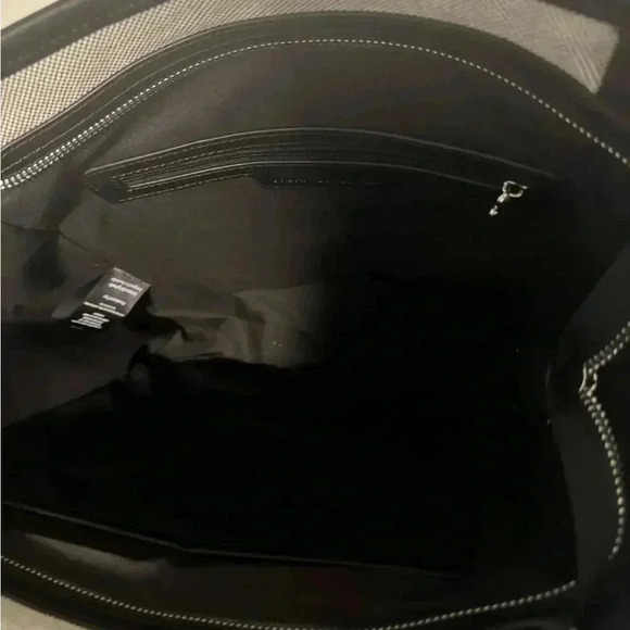 URBAN ORIGINALS - Picture 6 of 6